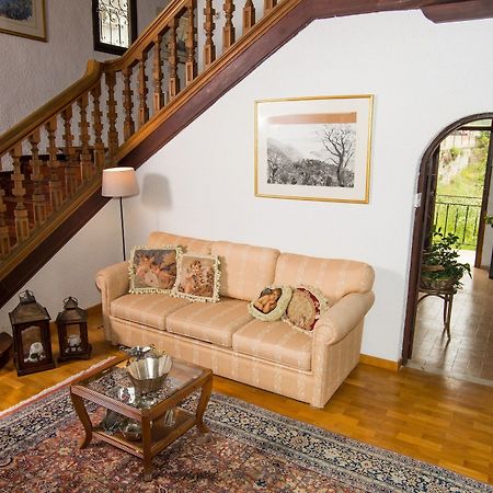 Historic Villa Delphi Екстер'єр фото